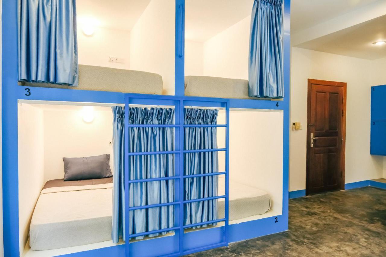 Queentown Hostel Siem Reap Esterno foto