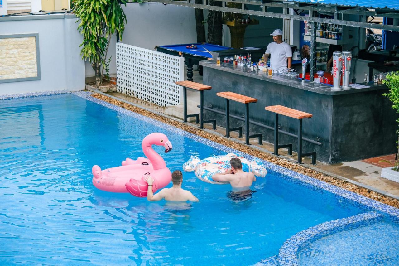 Queentown Hostel Siem Reap Esterno foto