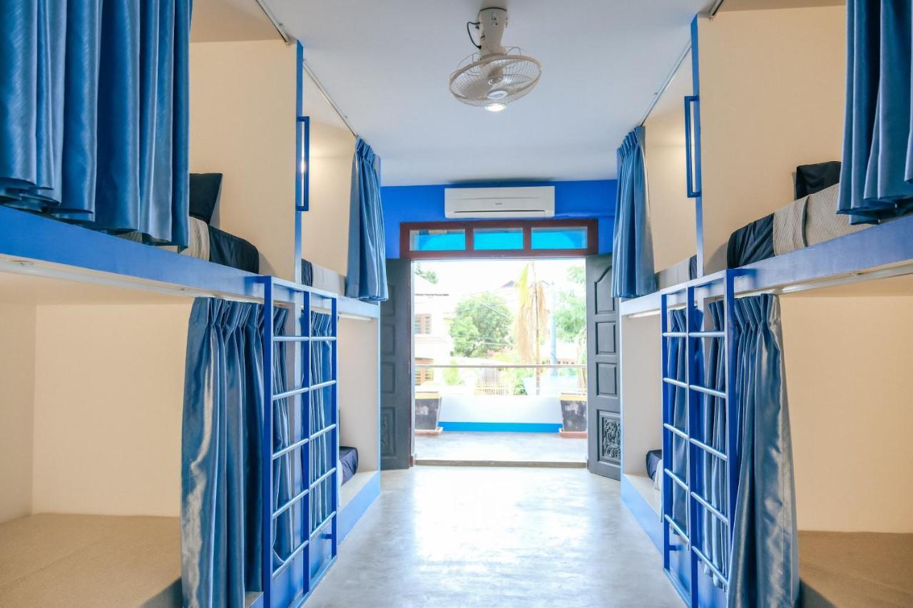 Queentown Hostel Siem Reap Esterno foto