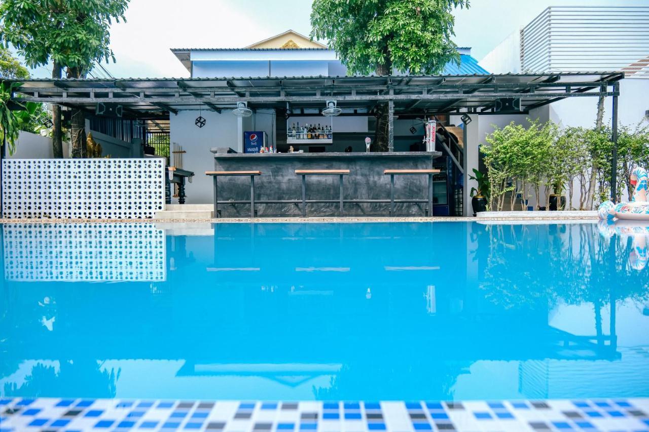 Queentown Hostel Siem Reap Esterno foto